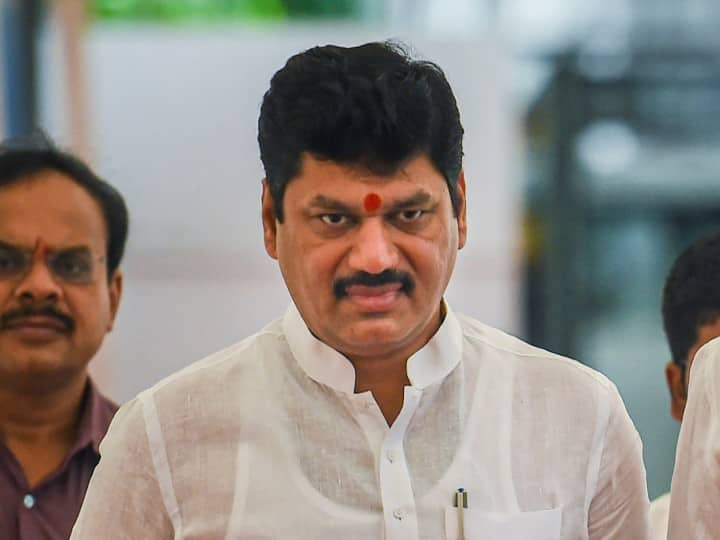 Dhananjay Munde NCP leader said No decision yet on my candidature for Lok Sabha elections Beed seat Maharashtra: 2024 को लेकर महाराष्ट्र में बयानों का बाजार गर्म, अब धनंजय मुंडे बोले- 'मेरी उम्मीदवारी...'