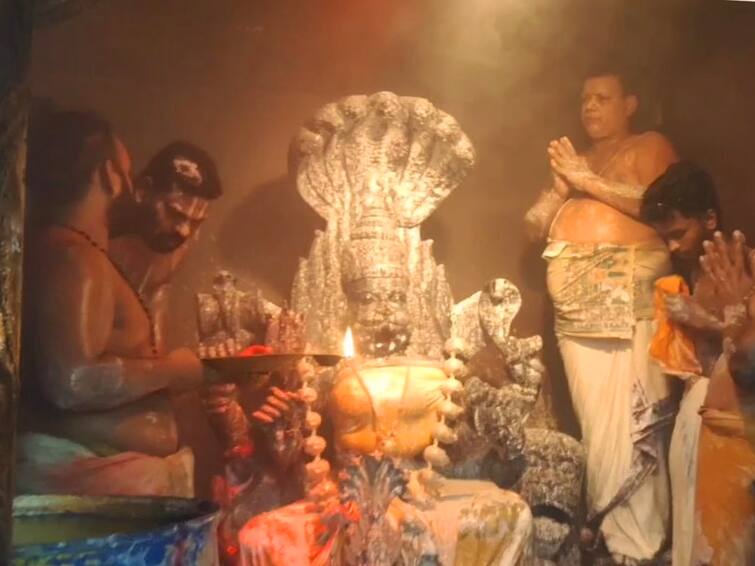 Agnidosha nivarti 24 hours continuous Abhishekam at vanur Prathyangira Kali Temple TNN ஆன்மீகம்: உலக நன்மை வேண்டி பிரத்தியங்கிரா காளி கோயிலில் அக்னிதோஷ நிவர்த்தி 24 மணி நேர தொடர் அபிஷேகம்