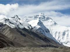 Mount Everest Garbage: ఎవరెస్టు ఎక్కుతున్నారా? చెత్త ఏరుకురండి రివార్డ్స్ పొందండి