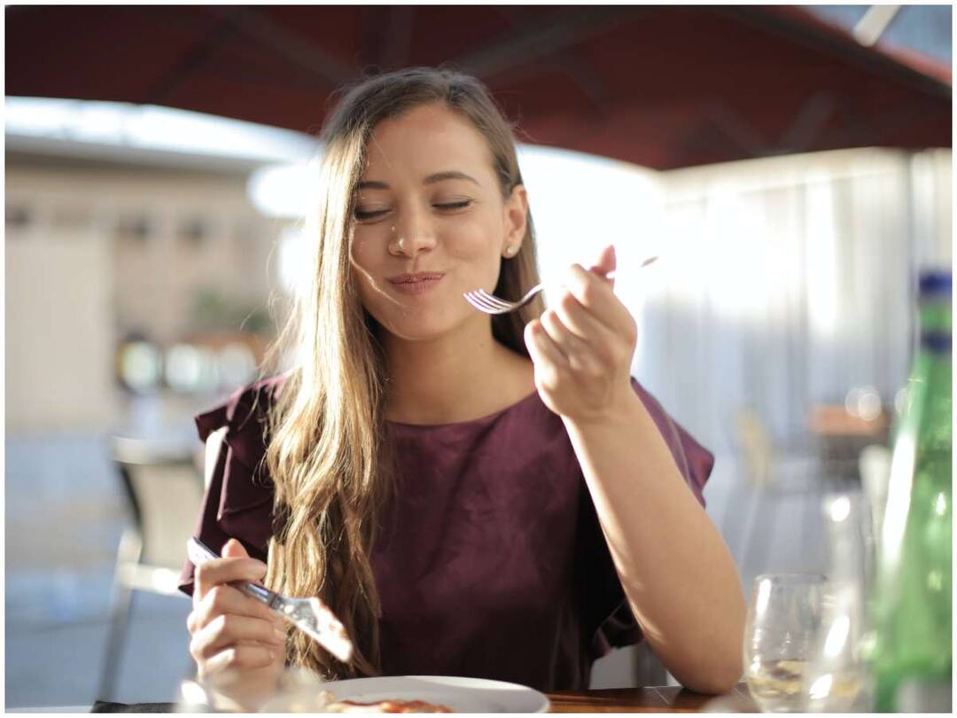 These foods should not be eaten on an empty stomach, yet many do Empty Stomach: ఖాళీ పొట్టతో ఈ ఆహారాలను తినకూడదు, అయినా చాలామంది తినేస్తున్నారు