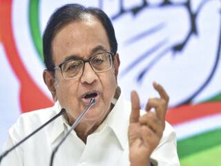 P Chidambaram: 'சம்பந்தம்.. சம்பந்தம் இல்லாத கேள்விகளை கேட்கிறீர்கள்..'நிருபர்களிடம் டென்ஷன் ஆன ப.சிதம்பரம்..!