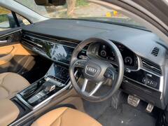 बिपाशा-करन के घर में हुई नयी ऑडी क्यू7 की एंट्री, जानें इसमें क्या कुछ है खास!