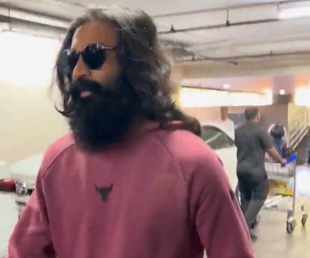 பாக்கெட்டில் உன் ஹீரோ பேனா ஆனேன் நான்..