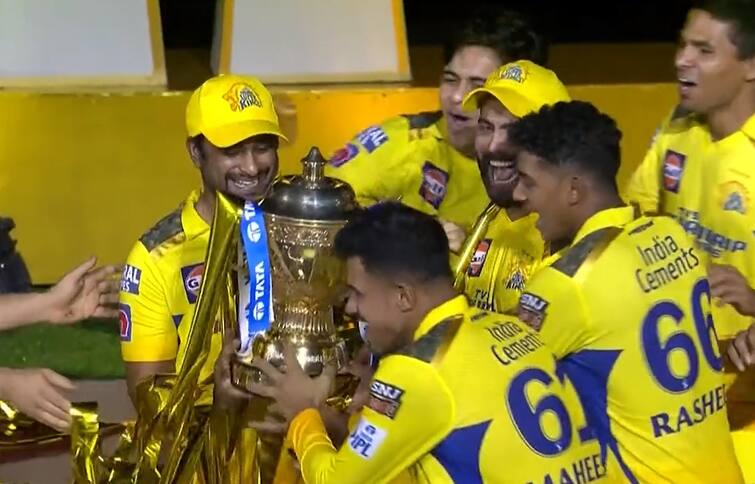 CSK vs GT: Ambati Rayudu cried after ravindra jadeja hits the winning shot against gt in ipl final match IPL: જીત મળવા છતાં જ ધોનીનો કયો ખેલાડી કેમેરા સામે રડવા લાગ્યો, શું છે કારણ