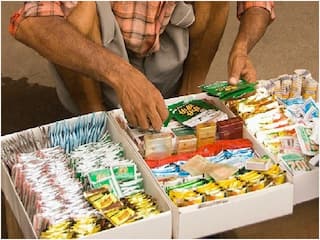 பள்ளி அருகே உள்ள கடைகளில் கூல் லிப் கிடைக்கிறதா?  மாணவர்களை கண்காணிக்க ஆசிரியர்களுக்கு உத்தரவு..!
