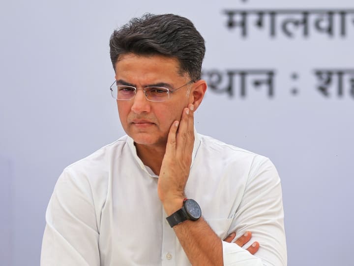 rajasthan congress crisis state government schemes are attracting some mlas Rajasthan Congress Crisis:सूत्रों का दावा- अगर पायलट नई पार्टी बनाएं तो साथ नहीं जाएंगे कुछ विधायक, योजानओं से स्थिति बदलने की कही बात