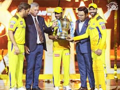 ఆ విషయంలో తను, నేను సేమ్ టు సేమ్ - రాయుడు గురించి ధోని ఏమన్నాడంటే?