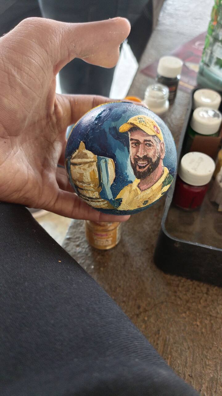 त्याचं हे चित्र सध्या सोशल मीडियावर प्रचंड व्हायरल होतंय.