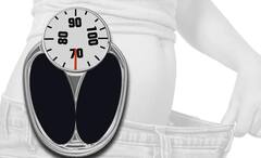 Weight Checking: ইচ্ছে হলেই দাঁড়িয়ে পড়া নয়, কখন, কতদিন অন্তর ওজন মাপবেন, আগে তা জেনে রাখা উচিত