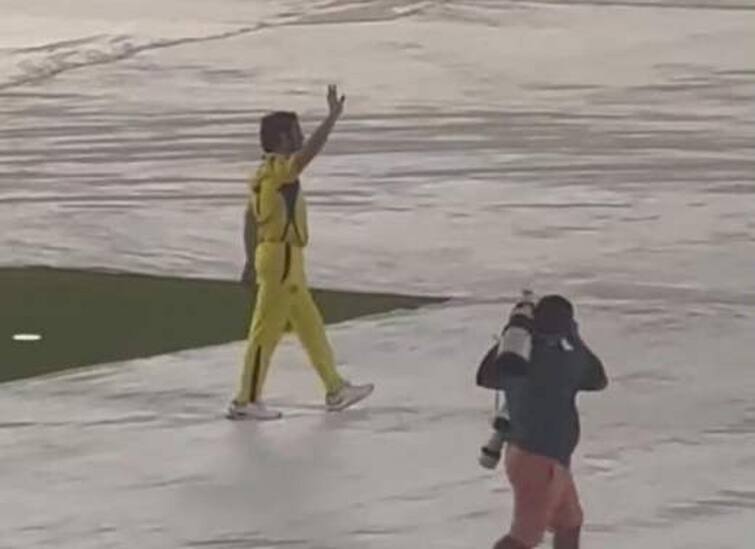 IPL Final 2023: why ms dhoni has roaming in narendra modi stadium at 3 am, video viral Dhoni Video: IPL જીત્યા બાદ ધોની રાત્રે સાડા ત્રણ વાગે ફરીથી આવ્યો ગ્રાઉન્ડ પર, જાણો કેમ