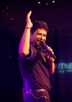 Singer KK : केके बॉलिवूडचा लोकप्रिय गायक! जाणून घ्या संगीतप्रवास...