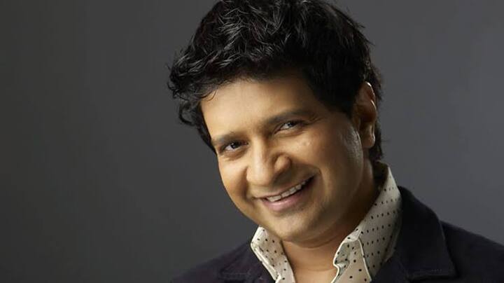 1968 ஆம் ஆண்டு டெல்லியில் வசித்து வந்த மலையாள குடும்பத்தில் பிறந்த கிருஷ்ணகுமார் குன்னத் திரையுலகில் அனைவராலும் கே.கே. என அன்போடு அழைக்கப்பட்டார்