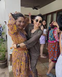 Madhuri-Karisma Video: माधुरी आणि करिश्मा यांनी शेअर केले खास फोटो; नेटकरी म्हणाले...