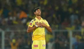 ਕਪਤਾਨ ਧੋਨੀ ਨੇ ਉਸ ਨੂੰ ਪੂਰੇ ਸੀਜ਼ਨ ਲਈ ਡੈਥ ਓਵਰਾਂ ਦੇ ਗੇਂਦਬਾਜ਼ ਵਜੋਂ ਸ਼ਾਮਲ ਕੀਤਾ। ਮਥੀਸ਼ਾ ਹੁਣ ਆਈਪੀਐਲ ਵਿੱਚ ਟਰਾਫੀ ਜਿੱਤਣ ਵਾਲੀ ਸਭ ਤੋਂ ਘੱਟ ਉਮਰ ਦੀ ਵਿਦੇਸ਼ੀ ਖਿਡਾਰਨ ਬਣ ਗਈ ਹੈ। ਮਤਿਸ਼ਾ ਦੀ ਉਮਰ 20 ਸਾਲ 161 ਦਿਨ ਸੀ।