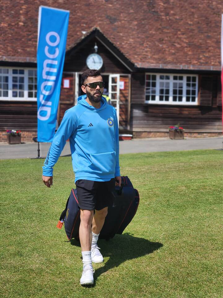 या फोटोंमध्ये विराट कोहलीसह टीम इंडियाचे खेळाडू मैदानावर घाम गाळताना दिसत आहेत.