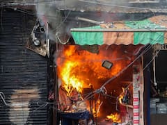 Kashmir: Fire Engulfs Intelligence Bureau Office Complex In Srinagar