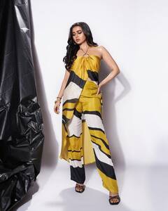 अच्छा तो ये है टीवी के नागिन की टोंड फिगर और खूबसूरती का राज...आप भी लीजिए इंस्पिरेशन