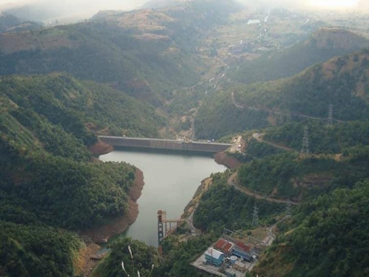 maharashtra news ahmednagar news After 53 years of spending Rs.5700 crore Nilavande Dam project completed todays inauguration Akole Nilwande Dam : 53 वर्षांचं काम, 5700 कोटी रूपयांचा खर्च, निळवंडे धरणांमुळे अहमदनगरसह सिन्नरला पाणी 