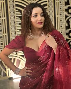 Monalisa Drops Pics In Maroon Saree; Fans Cannot Keep Calm