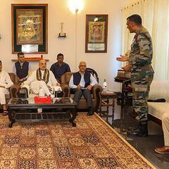 Manipur Violence : মণিপুরে সীমান্ত-শহর পরিদর্শন, পৃথক সম্প্রদায়ের মানুষ, নাগরিক সমাজের সঙ্গে কথা শাহ-র