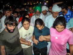 पहलवानों को मिला बीजेपी सांसद का समर्थन, बृजभूषण शरण सिंह को लेकर कही ये बात