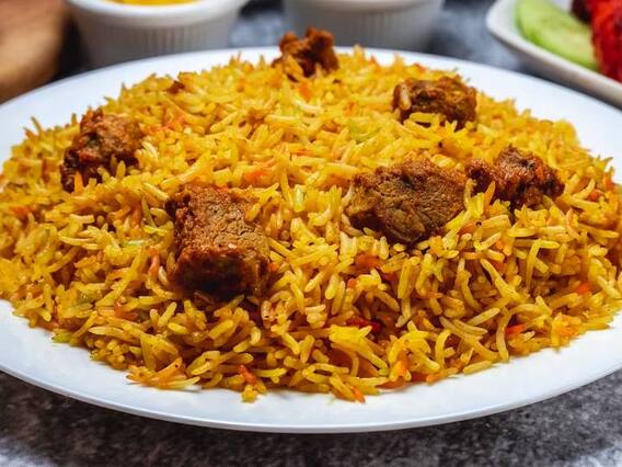 Masala Rice: डिनर में बनाएं हेल्दी मसाला राइस, सिर्फ 15 मिनट में रेसिपी तैयार