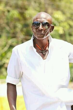 விபத்தை எண்ணி சற்றும் மனம் தளராத ராஜேந்திரன், வில்லனாகவும், நகைச்சுவை நடிகராகவும் திரையுலகை அசத்தினார்.
