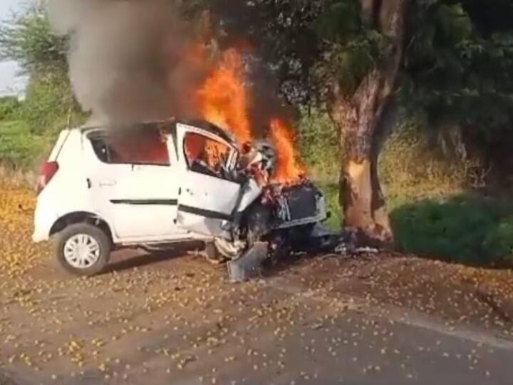 Harda Car Caught Fire after hitting a tree four people burnt alive 2 got married six months ago ann MP News: पेड़ से टकराने के बाद कार में लगी आग, जिंदा जले 4 लोग, 6 महीने पहले ही हुई थी दंपति की शादी