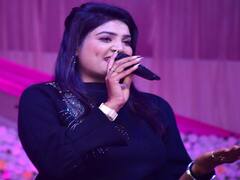 भोजपुरी गायिका निशा उपाध्याय को छपरा में हर्ष फायरिंग के दौरान लगी गोली, पटना में डॉक्टरों ने किया ऑपरेशन