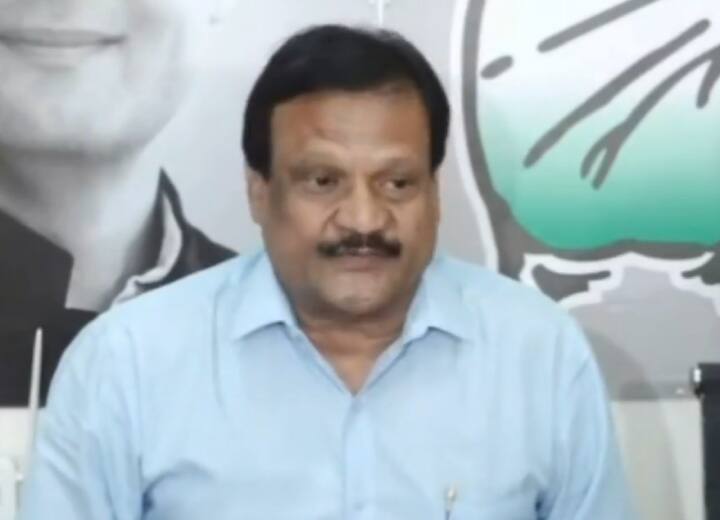 Ujjain: सिंहस्थ मेले की जमीन पर काट दी गईं आवासीय कॉलोनियां, कांग्रेस ने CM शिवराज के मंत्री को घेरा ujjain congress cornered minister mohan yadav over simhastha mela land grabing issue ann Ujjain: सिंहस्थ मेले की जमीन पर काट दी गईं आवासीय कॉलोनियां, कांग्रेस ने CM शिवराज के मंत्री को घेरा