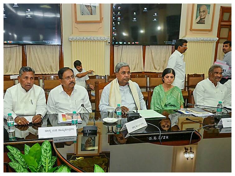 Karnataka Cabinet: All Eyes On CM Siddaramaiah’s Second Meeting On Roll Out Of Five Guarantees Karnataka Cabinet: All Eyes On CM Siddaramaiah’s Second Meeting On Roll Out Of Five Guarantees