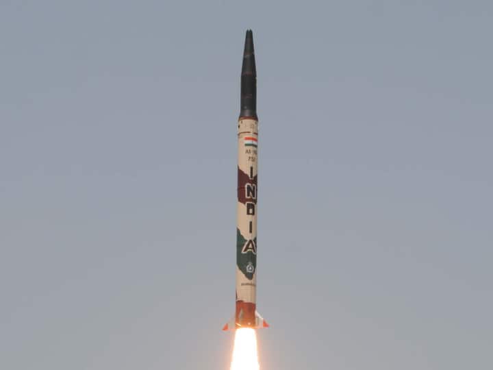Short Range Ballistic Missile Agni 1 Training Launch Successfully Conducted भारत ने कम दूरी की बैलेस्टिक मिसाइल अग्नि-1 का सफलतापूर्वक किया ट्रेनिंग लॉन्च