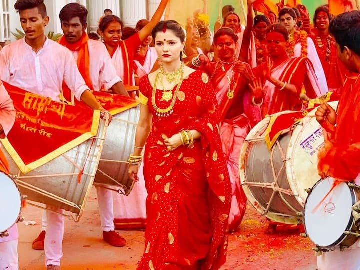 Rubina Dilaik headlined TV show Shakti for 7 years. The actor shared pictures from the memorable moments from the show over the years. Take a look