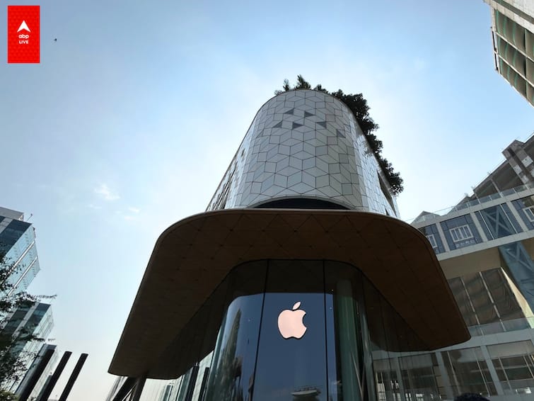 Apple India Stores Earn Rs 25 Crore Month 40 Lakh Rent High Footfall BKC Saket IPhones