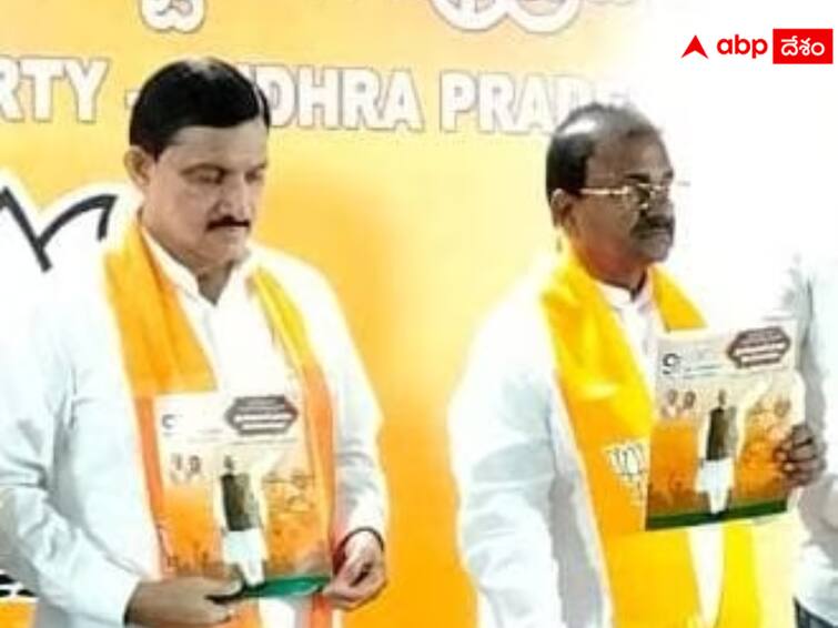 Sujana Chaudhary says that she is not a TDP covert. Sujana On Janasena : టీడీపీ కోవర్టును కాదు - బీజేపీతో కలిసే జనసేన పోటీ చేస్తుందన్న సుజనా చౌదరి