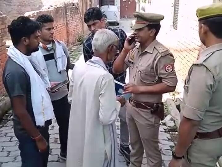 Father and son looted one lakh while withdrawing money from bank in Kanpur, police teams engaged in search