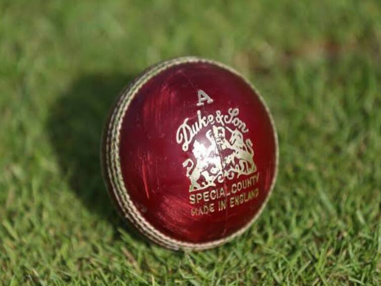 What is the Dukes ball used in the World Test Championship final What will do Who benefits உலக டெஸ்ட் சாம்பியன்ஷிப் இறுதிப்போட்டியில் பயன்படுத்தப்படும் டியூக்ஸ் பந்து என்றால் என்ன? என்ன செய்யும்? யாருக்கு சாதகம்?