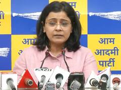  'Arvind Kejriwal ने CCTV लगवा लिए, नहीं तो...,' AAP प्रवक्ता का तंज- एलजी सिर्फ गवर्नमेंट के काम में डालते रहेंगे बाधा! 