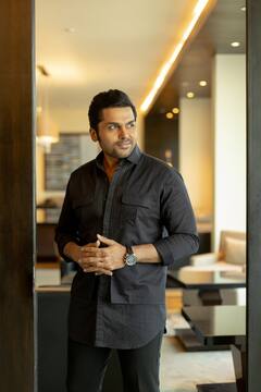 Karthi 27 : அண்ணன் இருக்க பயமேன்.. 2டி நிறுவனம் தயாரிப்பில் 96 இயக்குநருடன் கைகோர்க்கும் கார்த்தி!