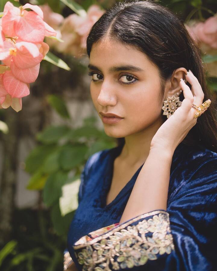 ప్రియా ప్రకాష్ వారియర్ ఫోటోలు (Image Courtesy : priya.p.varrier / Instagram)