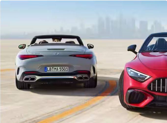 ਪੰਜਵਾਂ ਨੰਬਰ ਮਰਸੀਡੀਜ਼ AMG SL55 ਦਾ ਹੈ, ਜਿਸ ਨੂੰ ਕੰਪਨੀ ਇਸ ਮਹੀਨੇ ਦੀ 22 ਤਰੀਕ ਨੂੰ ਭਾਰਤੀ ਬਾਜ਼ਾਰ 'ਚ ਪੇਸ਼ ਕਰਨ ਜਾ ਰਹੀ ਹੈ। ਇਹ ਕਾਰ ਨਵੀਂ ਪੀੜ੍ਹੀ ਦੀ ਲਗਜ਼ਰੀ ਕਾਰ ਹੋਵੇਗੀ। ਇਸਦੀ ਖਾਸ ਵਿਸ਼ੇਸ਼ਤਾਵਾਂ ਇਸਦੀ ਫੈਬਰਿਕ ਛੱਤ ਹੋਵੇਗੀ, ਜੋ ਕਿ ਦੂਜੇ ਮਾਡਲਾਂ ਵਿੱਚ ਮੌਜੂਦ ਛੱਤ ਨਾਲੋਂ 21 ਕਿਲੋਗ੍ਰਾਮ ਹਲਕੀ ਹੋਵੇਗੀ।