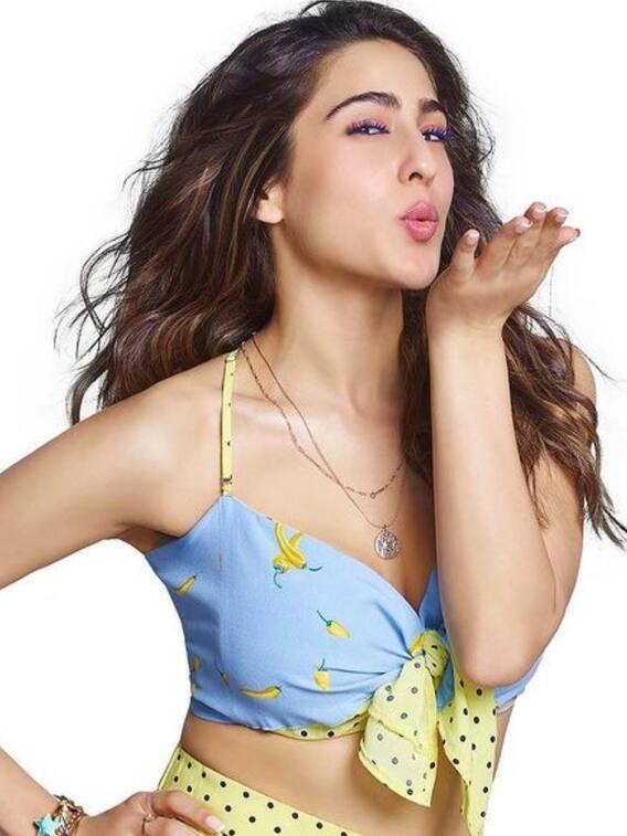 समर में कूल लुक देंगे ये ड्रेसेस