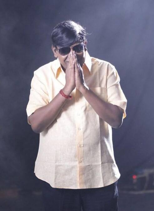 மாமன்னன் என்ற முன்னணி கதாபாத்திரத்தில் நடித்துள்ளார் வடிவேலு. இவர் பாடிய ராசா கண்ணு செம ஹிட்டாகியது.