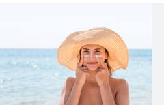 आला उन्हाळा त्वचेला आता संभाळा , सनस्क्रिन लोशन वापरताय? मग 'ही' काळजी घ्या