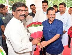 In Pics: ਰਾਂਚੀ 'ਚ ਸੀਐਮ ਹੇਮੰਤ ਸੋਰੇਨ ਨਾਲ ਮੁੱਖ ਮੰਤਰੀ ਭਗਵੰਤ ਮਾਨ ਤੇ ਅਰਵਿੰਦ ਕੇਜਰੀਵਾਲ ਨੇ ਕੀਤੀ ਮੁਲਾਕਾਤ, ਵੇਖੋ ਤਸਵੀਰਾਂ