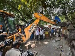 दिल्ली STF की कार्रवाई में 55 परिवार बेघर, गीता बोली- 'हॉस्टल में पढ़ने वाली बेटी की पढ़ाई छूट जाएगी'