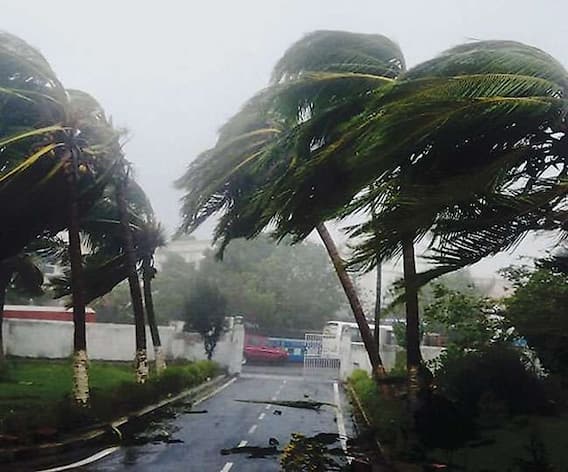 Gujarat Weather: રાજ્યમાં વાવાઝોડાનો ખતરો, 30થી 40 કિલોમીટર પ્રતિ કલાકની ઝડપે ફુંકાઈ શકે છે પવન Gujarat Weather: રાજ્યમાં વાવાઝોડાનો ખતરો, 30થી 40 કિલોમીટર પ્રતિ કલાકની ઝડપે ફુંકાઈ શકે છે પવન