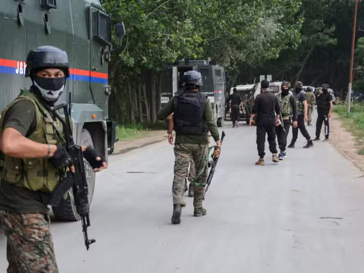 Jammu-Kashmir Encounter Rajouri Security Forces Killed Terrorist ANN Jammu-Kashmir Encounter: जम्मू के राजौरी में एनकाउंटर, सुरक्षाबलों ने एक आतंकी को किया ढेर