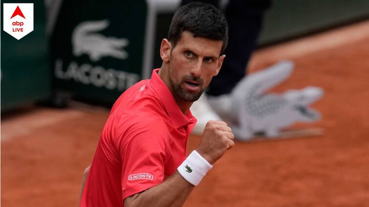 French Open: Novak Djokovic's mysterious chest device revealed as 'Human Upgrade Device' Novak Djokovic: জকোভিচের বুকে বসানো অবাক-যন্ত্রেই কি লুকিয়ে সাফল্যের রসায়ন? শোরগোল টেনিস দুনিয়ায়