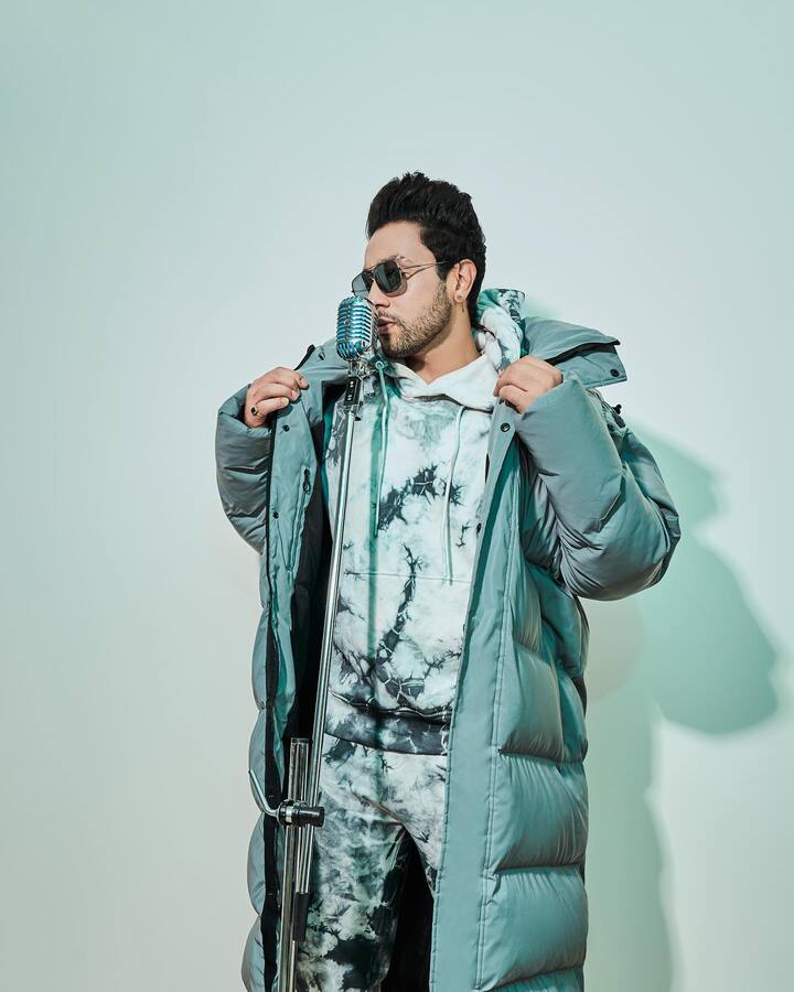 बॉलीवुड फिल्म 'हाल-ए-दिल' से अपना एक्टिंग करियर शुरू करने वाले अध्ययन सुमन इन दिनों बड़े पर्दे से दूर ओटीटी पर अपनी किस्मत चमका रहे हैं. एक्टर ने पहले वेब सीरीज ‘आश्रम’ में तिनका सिंह का रोल निभाकर वाहवाही लूटी और अब वो ‘इंस्पेक्टर अविनाश’ के जरिए लोगों के दिलों पर राज कर रहे हैं. लेकिन क्या आप जानते हैं कि एक एक्टर की लाइफ में एक वक्त ऐसा आया था जब वो सुसाइड करने के बारे में सोचते थे.